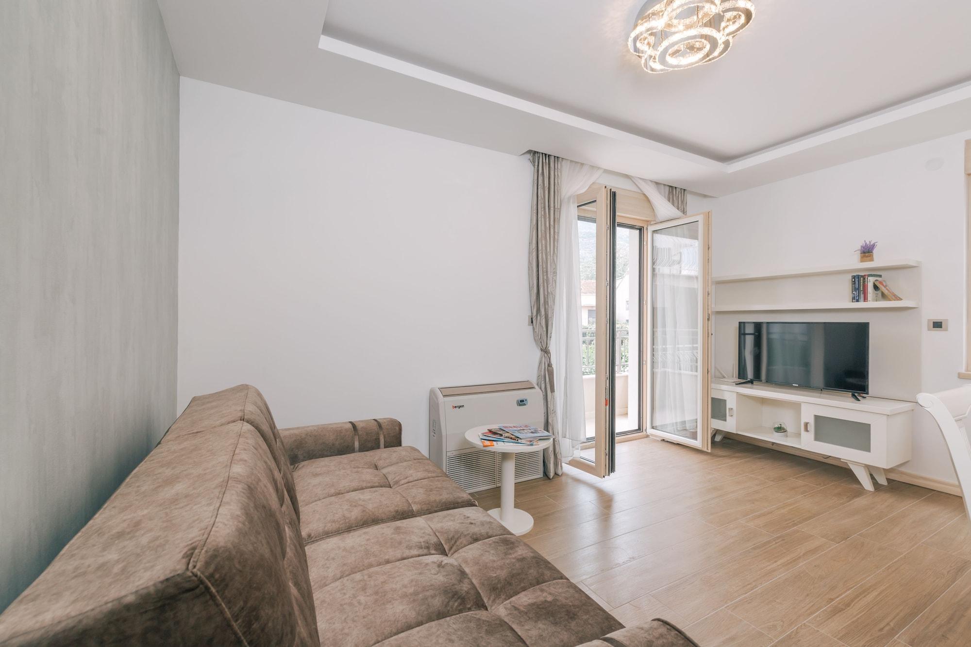 Splendido Mb Apartments Tivat Exterior foto